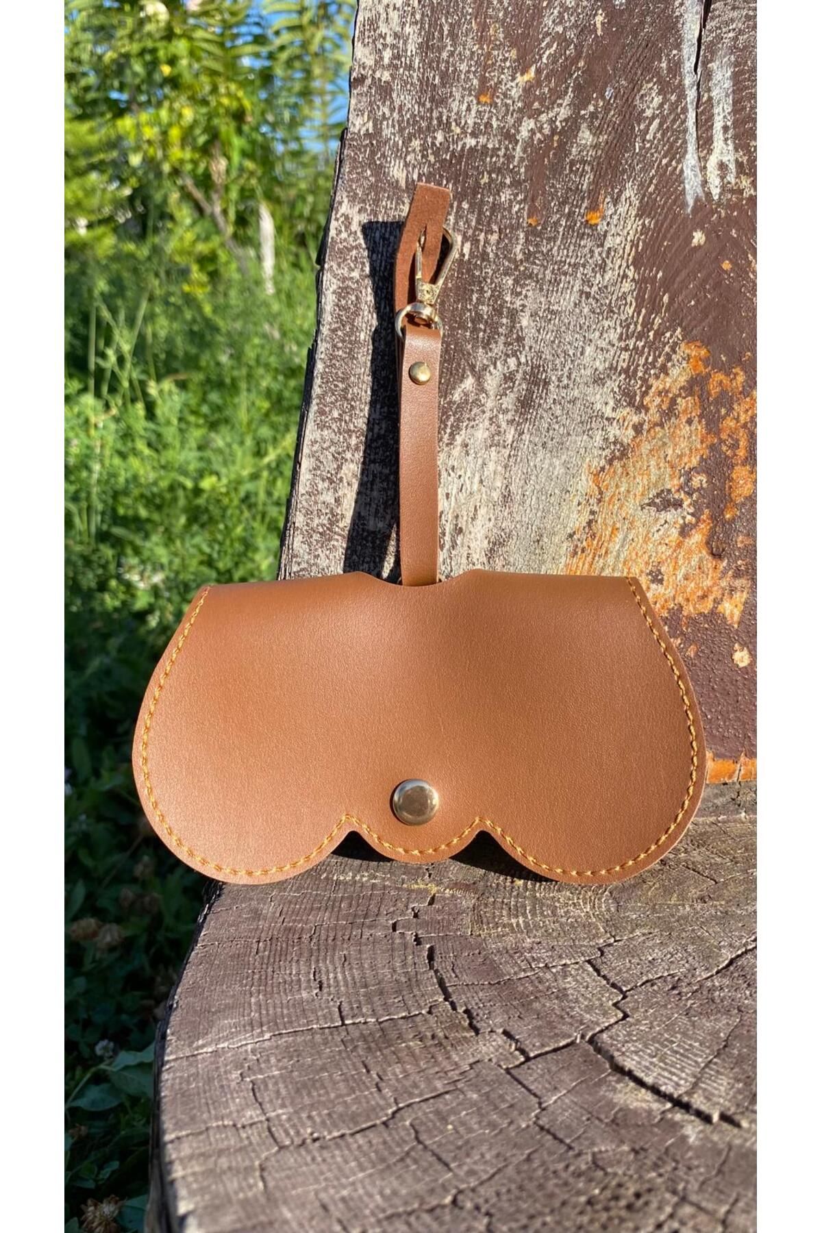 Asılabilir Gözlük Kılıfı Daire Model ( Taba )