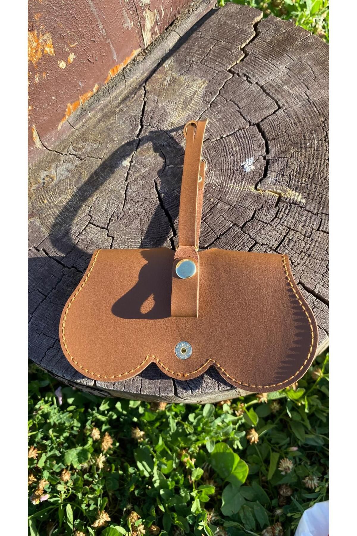 Asılabilir Gözlük Kılıfı Daire Model ( Taba )