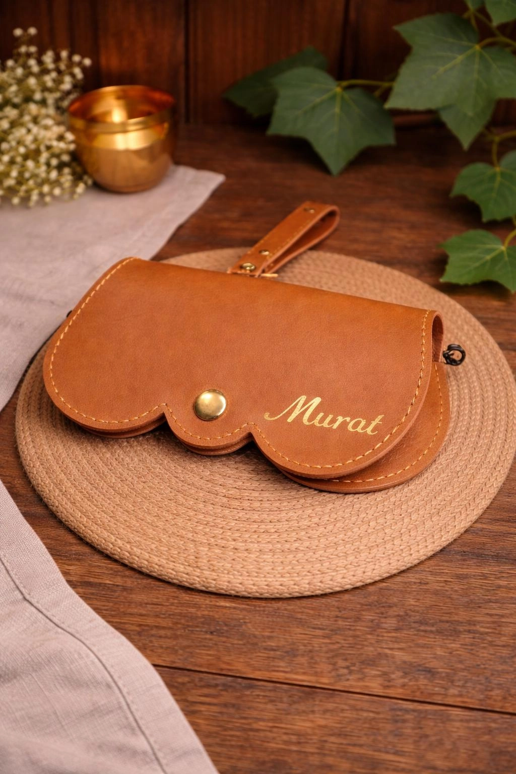 Kişiselleştiriebilir Asılabilir Gözlük Kılıfı Daire Model ( Taba )